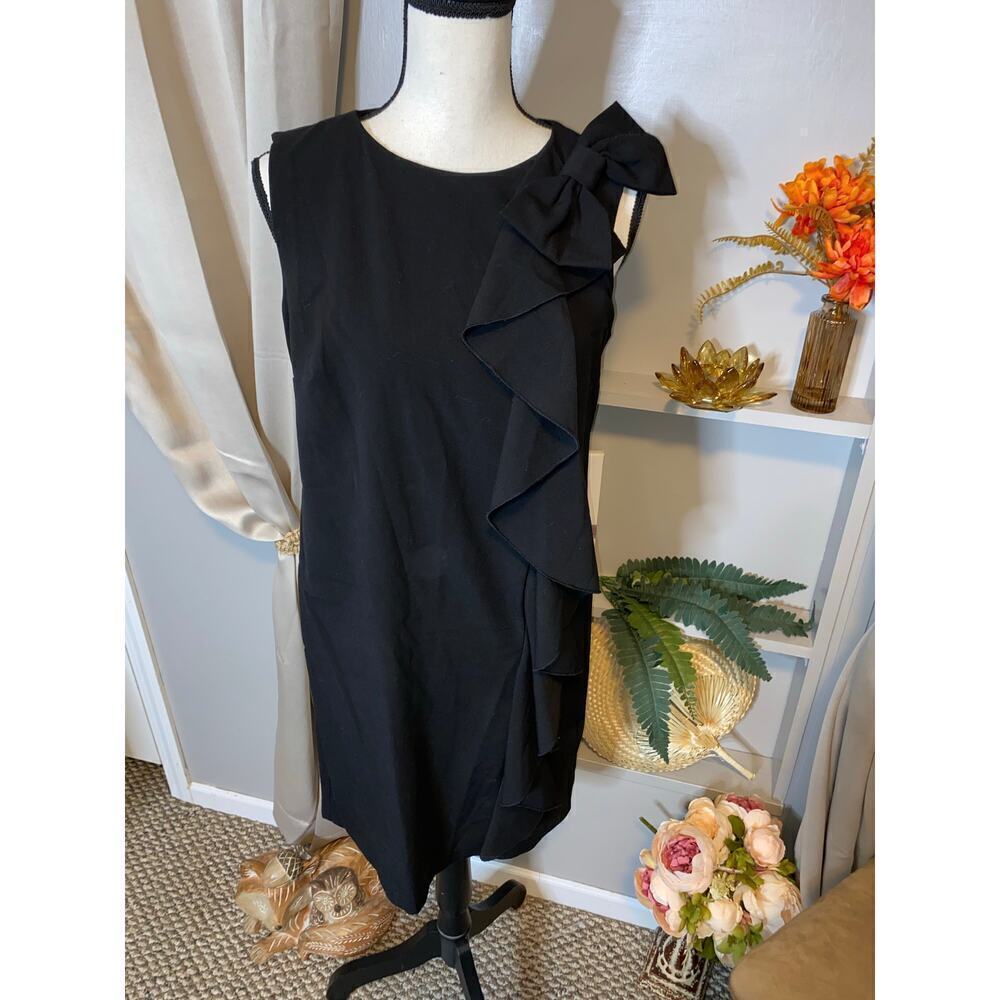 Emma & Michele Black size 8 Fitted Bust Back Zipper Bow Detail GUC Sheath Dress - Picture 3 of 10